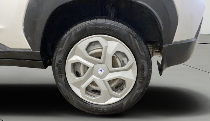 2021 Nissan MAGNITE XE, Petrol, Manual, 24,059 km, Left Rear Wheel