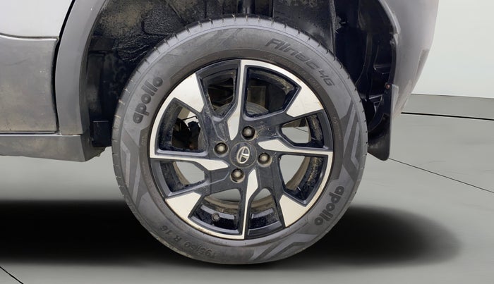 2022 Tata PUNCH CREATIVE  MT, Petrol, Manual, 68,115 km, Left Rear Wheel