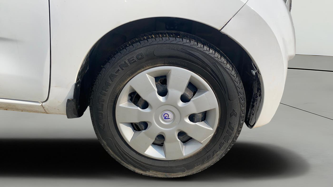 2016 Datsun Redi Go T (O), Petrol, Manual, 51,110 km, Right Front Wheel