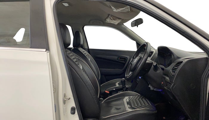 2022 Maruti Vitara Brezza VXI, Petrol, Manual, 32,627 km, Right Side Front Door Cabin