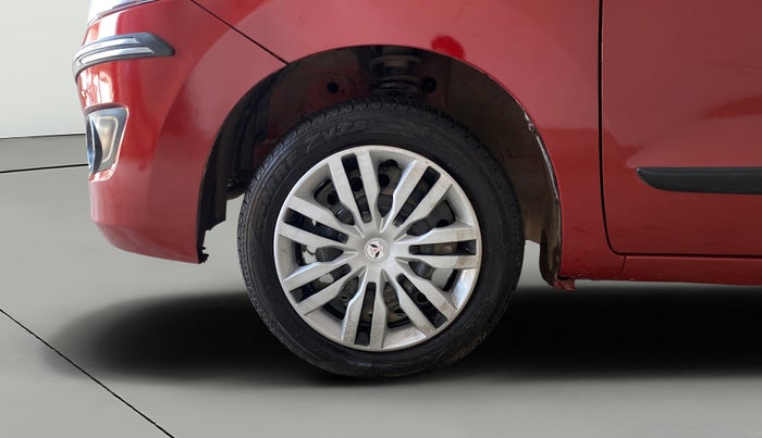 2017 Maruti Wagon R 1.0 VXI AMT, CNG, Automatic, 83,396 km, Left Front Wheel