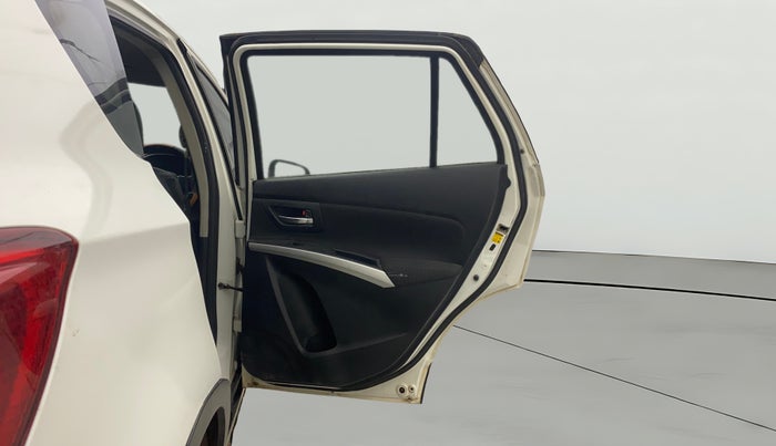 2017 Maruti S Cross DELTA 1.3, Diesel, Manual, 1,32,280 km, RHS Rear Door