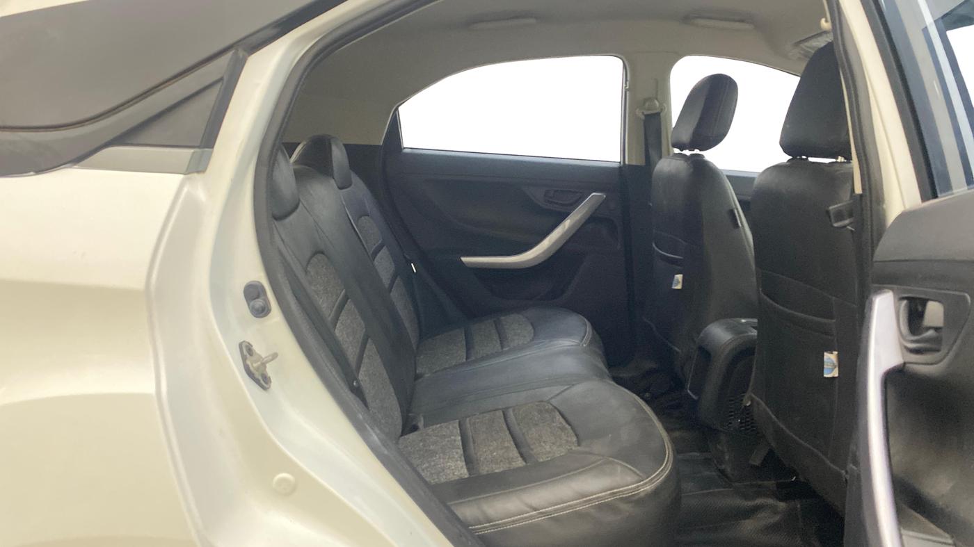 2021 Tata NEXON XM PETROL, Petrol, Manual, 49,909 km, Right Side Rear Door Cabin