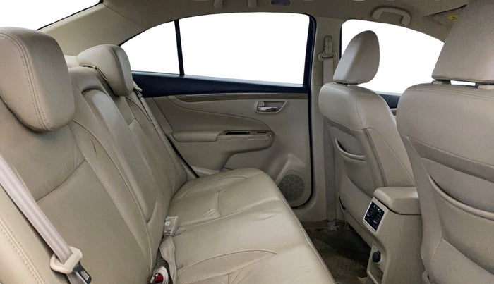 2019 Maruti Ciaz ALPHA  AT 1.5 SHVS PETROL, Petrol, Automatic, 57,146 km, Right Side Rear Door Cabin