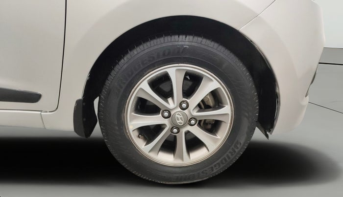 2015 Hyundai Grand i10 ASTA (O) 1.2 KAPPA VTVT, Petrol, Manual, 96,881 km, Right Front Wheel