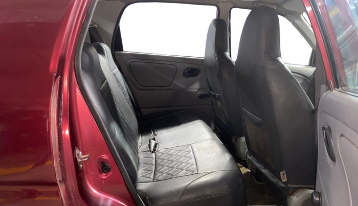 2014 Maruti Alto K10 LXI, Petrol, Manual, 31,311 km, Right Side Rear Door Cabin