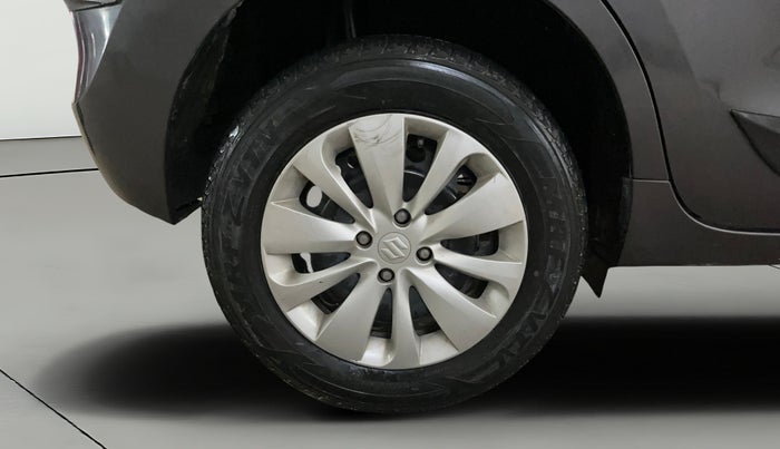 2018 Maruti Baleno DELTA PETROL 1.2, Petrol, Manual, 38,274 km, Right Rear Wheel