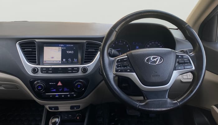 2017 Hyundai Verna 1.6 VTVT SX (O) AT, Petrol, Automatic, 1,07,501 km, Steering Wheel Close Up