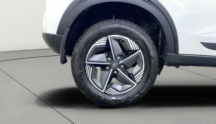 2023 Tata NEXON Creative Plus 1.2 Revotron 6AMT Dark Edition, Petrol, Manual, 34,726 km, Right Rear Wheel