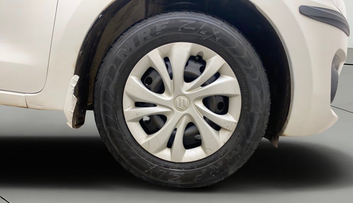 2019 Maruti Swift VXI AMT, Petrol, Automatic, 64,439 km, Right Front Wheel