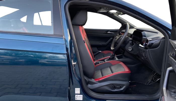 2025 Skoda SLAVIA Monte Carlo 1.0L TSI AT, Petrol, Automatic, 4,018 km, Right Side Front Door Cabin