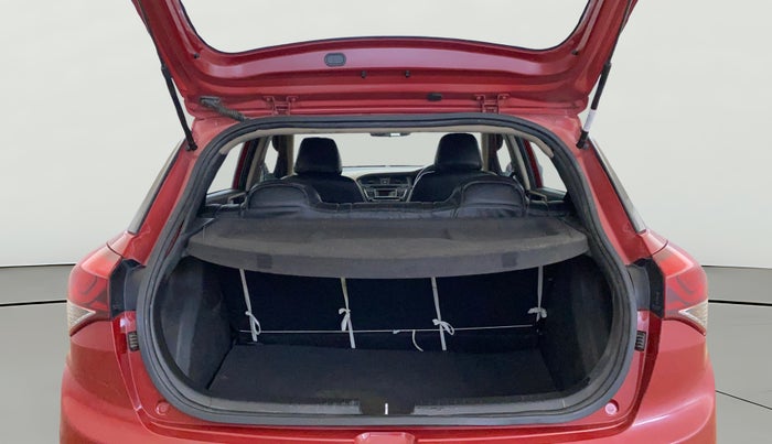 2017 Hyundai Elite i20 SPORTZ 1.2, Petrol, Manual, 28,611 km, Boot Open Zoomed View