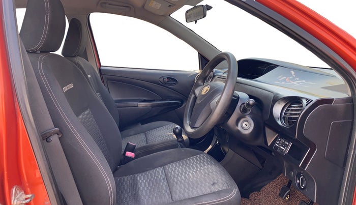 2020 Toyota Etios CROSS 1.2 G, CNG, Manual, 65,593 km, Right Side Front Door Cabin