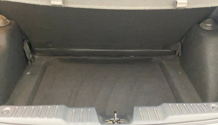 2024 Tata ALTROZ XZ PETROL, Petrol, Manual, 6,794 km, Boot Open Zoomed View