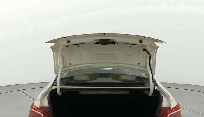 2015 Hyundai Xcent SX AT 1.2 (O), Petrol, Automatic, 8,777 km, Boot Door Open