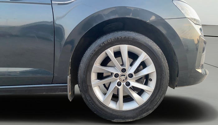 2022 Skoda SLAVIA AMBITION 1.0L TSI AT, Petrol, Automatic, 52,763 km, Right Front Wheel