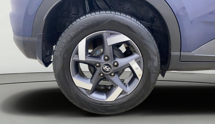 2021 Hyundai VENUE SX 1.5 (O) EXECUTIVE CRDI, Diesel, Manual, 15,975 km, Right Rear Wheel