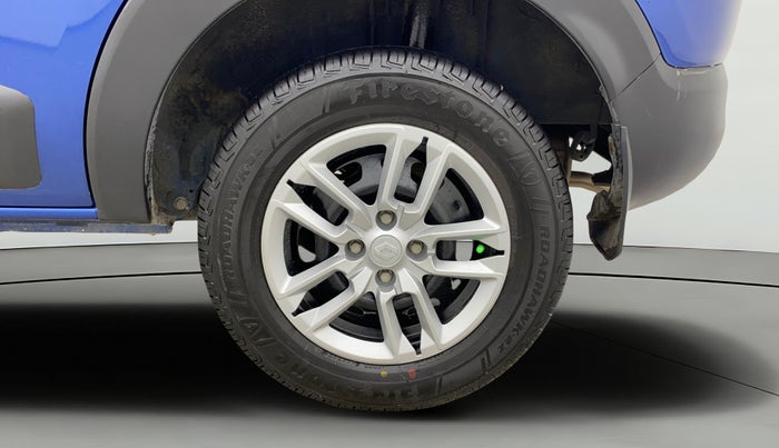 2022 Renault TRIBER RXT, Petrol, Manual, 21,671 km, Left Rear Wheel