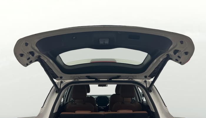 2020 MG HECTOR PLUS SHARP 1.5 PETROL TURBO DCT 6-STR, Petrol, Automatic, 52,464 km, Boot Door Open