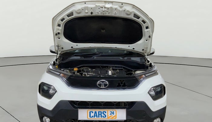 2024 Tata PUNCH ACCOMPLISHED DAZZLE SUNROOF CNG MT, CNG, Manual, 32,527 km, Open Bonet