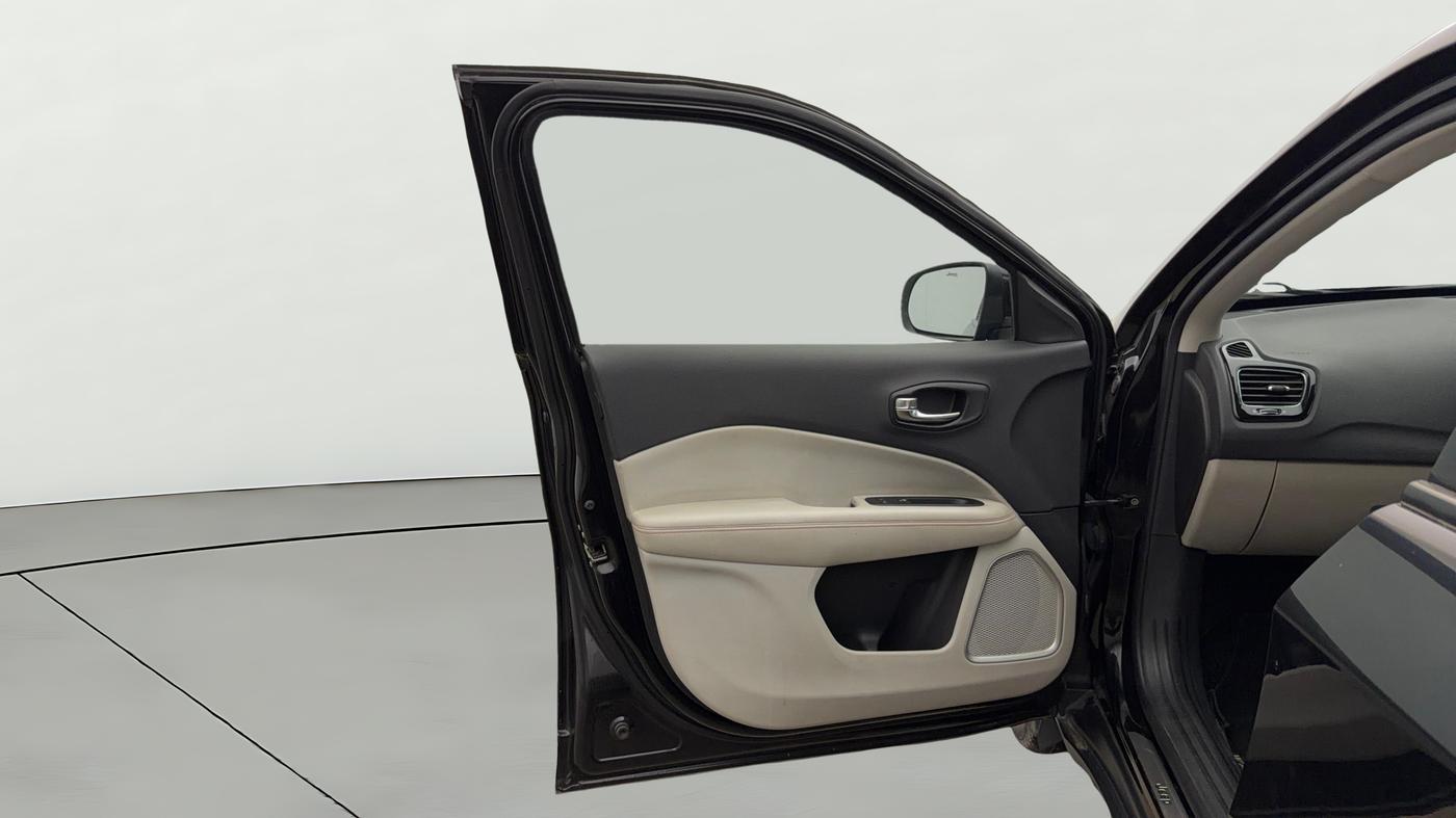 2019 Jeep Compass LIMITED PLUS PETROL AT, Petrol, Automatic, 54,611 km, LHS Front Door