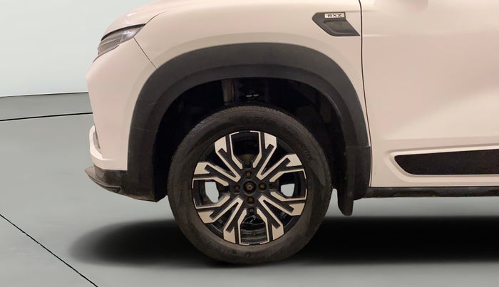 2022 Renault Kiger RXZ AMT, Petrol, Automatic, 62,283 km, Left Front Wheel