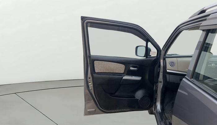 2015 Maruti Wagon R 1.0 VXI, Petrol, Manual, 1,15,577 km, LHS Front Door