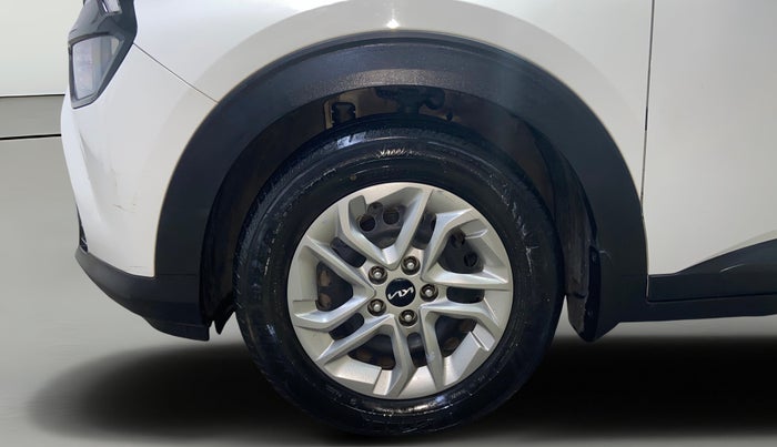 2023 KIA CARENS  PREMIUM 1.5 TURBO PETROL IMT 7 STR, Petrol, Manual, 45,765 km, Left Front Wheel