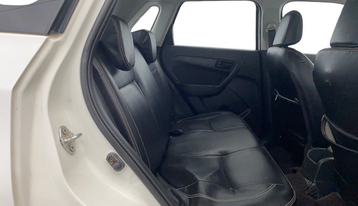 2018 Maruti Vitara Brezza VDI, Diesel, Manual, 79,856 km, Right Side Rear Door Cabin