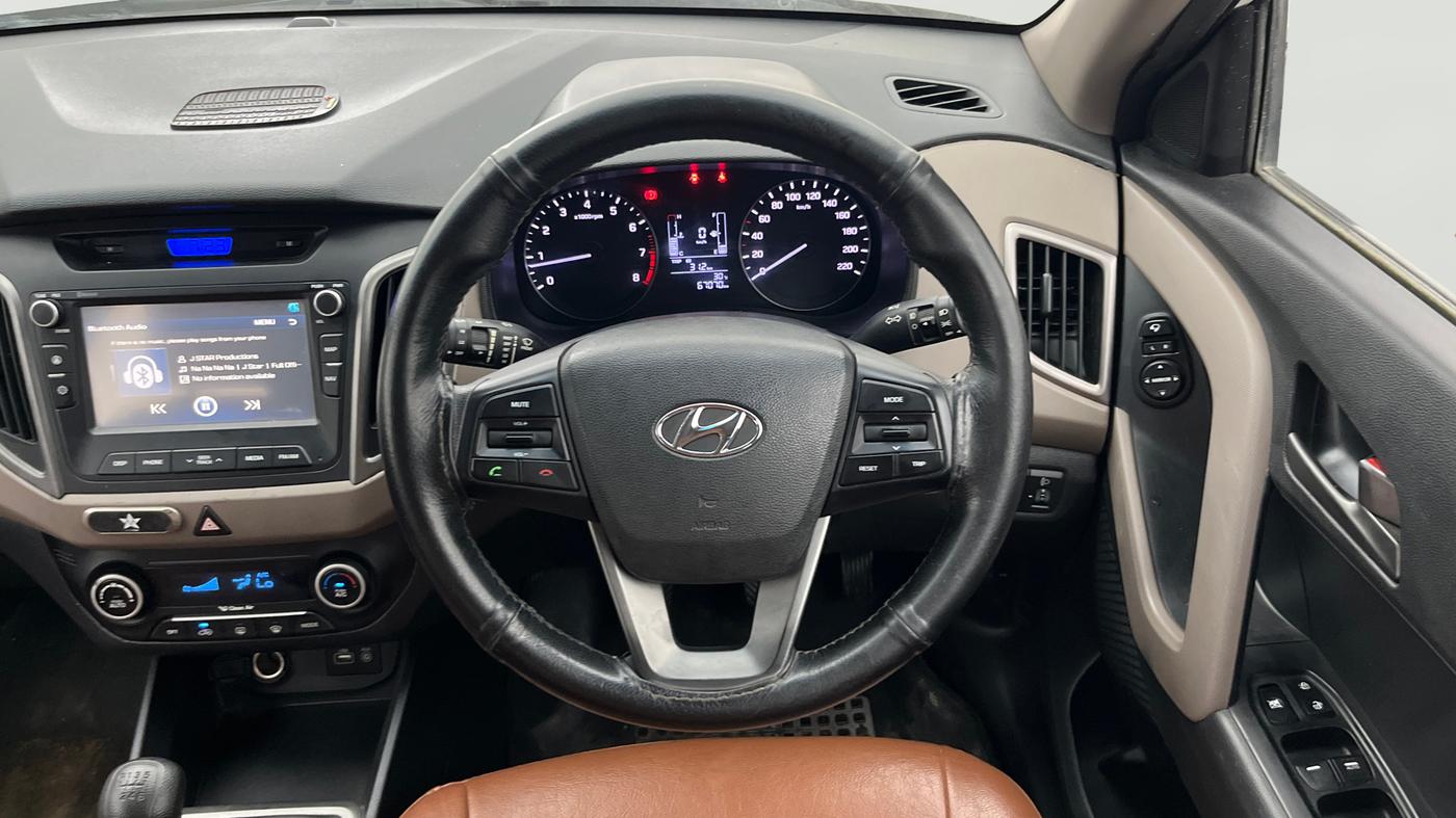 2016 Hyundai Creta SX PLUS 1.6 PETROL, Petrol, Manual, 67,037 km, Steering Wheel Close Up
