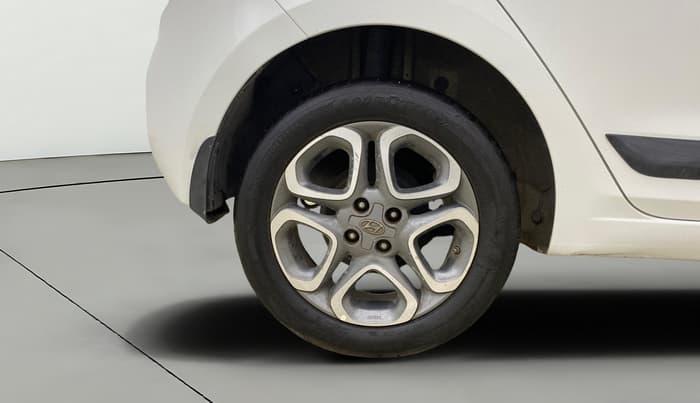 2018 Hyundai Elite i20 ASTA 1.2 (O), Petrol, Manual, 38,072 km, Right Rear Wheel