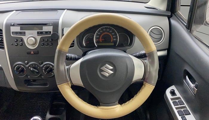2012 Maruti Wagon R 1.0 VXI, Petrol, Manual, 39,937 km, Steering Wheel Close Up