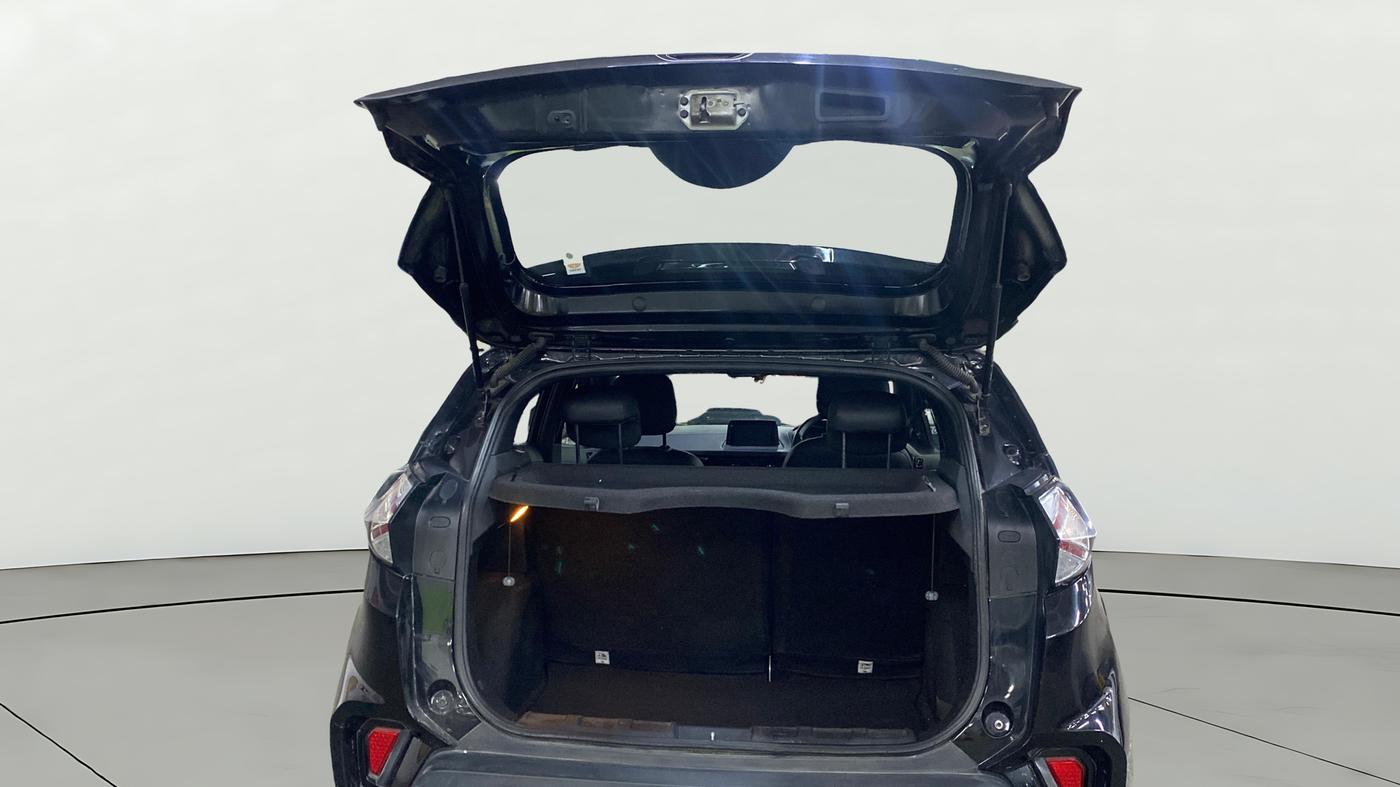 2021 Tata NEXON XZA PLUS DIESEL DARK EDITION, Diesel, Automatic, 84,068 km, Boot Door Open