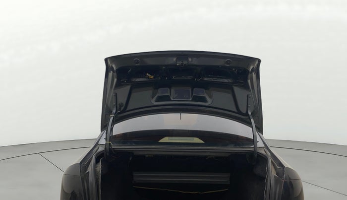 2016 Skoda Rapid AMBITION 1.5 TDI AT, Diesel, Automatic, 84,165 km, Boot Door Open