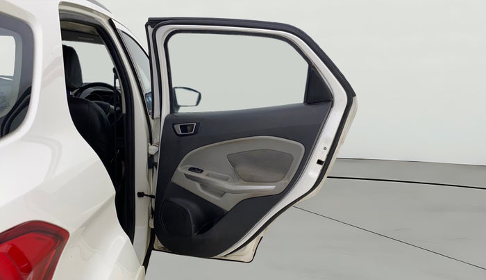 2014 Ford Ecosport TITANIUM 1.5L PETROL AT, CNG, Automatic, 1,21,732 km, RHS Rear Door