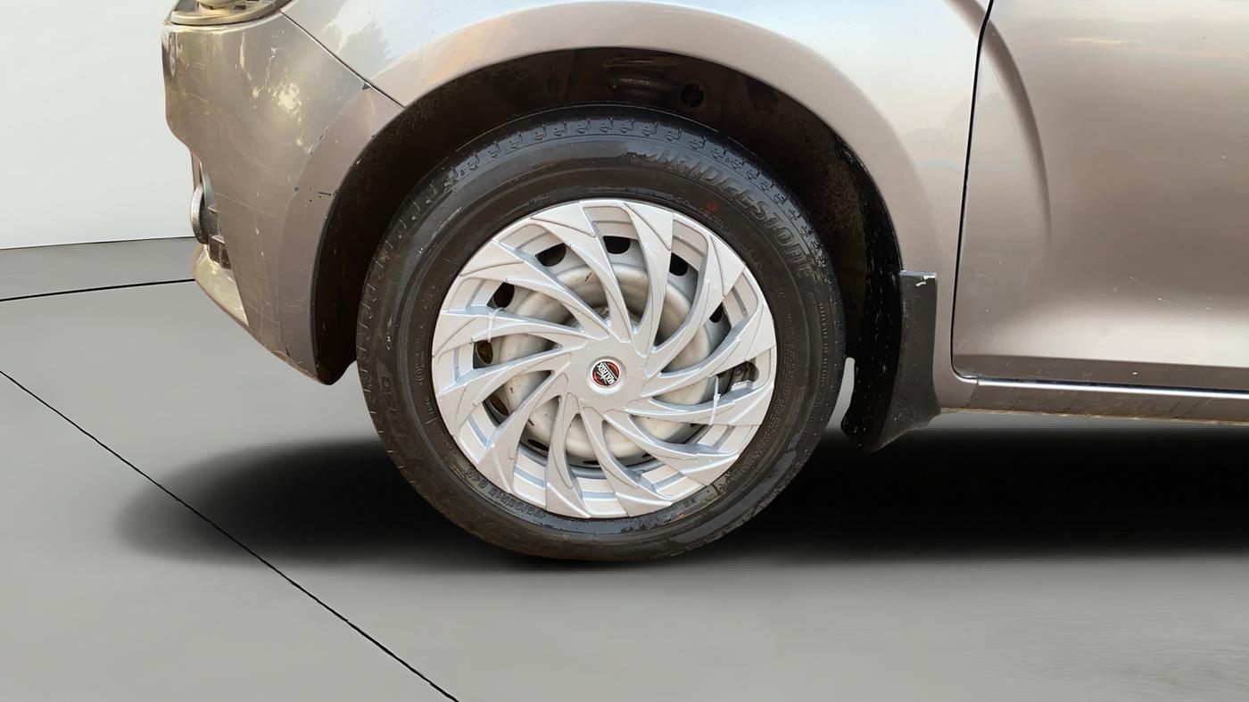 2018 Maruti IGNIS SIGMA 1.2, Petrol, Manual, 57,597 km, Left Front Wheel