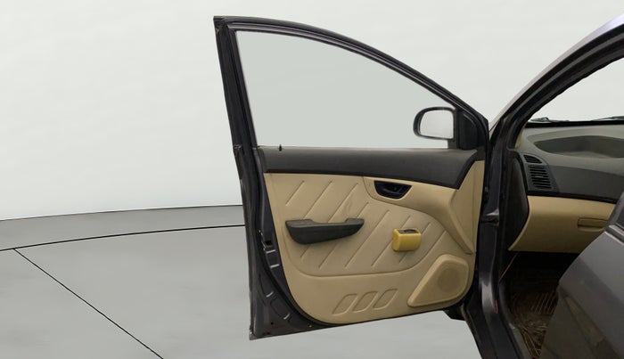 2014 Hyundai Eon D-LITE, CNG, Manual, 32,394 km, LHS Front Door