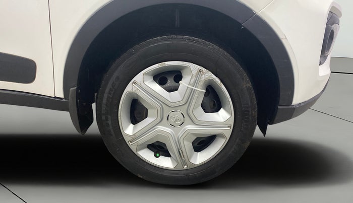 2020 Tata NEXON XM SUNROOF DIESEL, Diesel, Manual, 83,171 km, Right Front Wheel