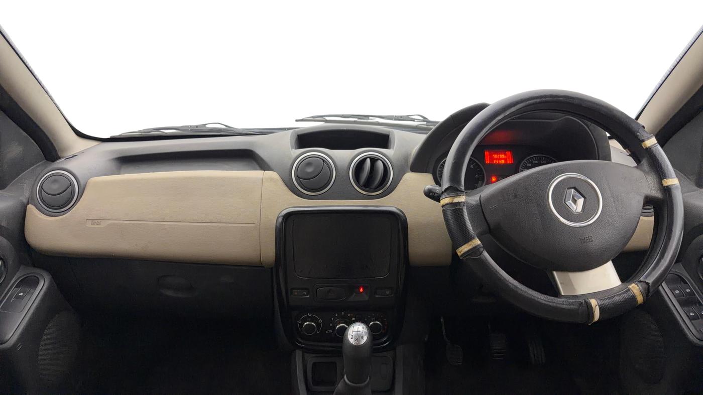 2014 Renault Duster RXL PETROL, Petrol, Manual, 78,303 km, Dashboard