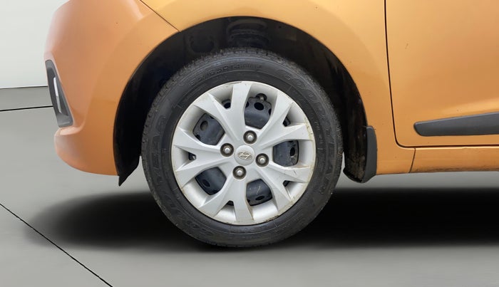 2015 Hyundai Grand i10 SPORTZ 1.2 KAPPA VTVT, Petrol, Manual, 75,627 km, Left Front Wheel