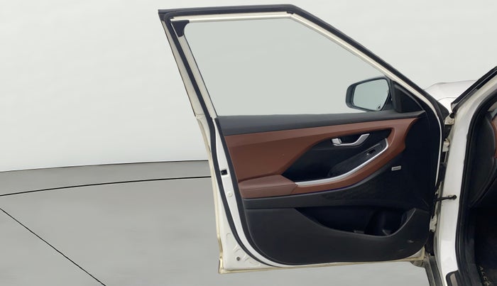 2021 Hyundai ALCAZAR PLATINUM 2.0 MT 7STR, Petrol, Manual, 88,356 km, LHS Front Door