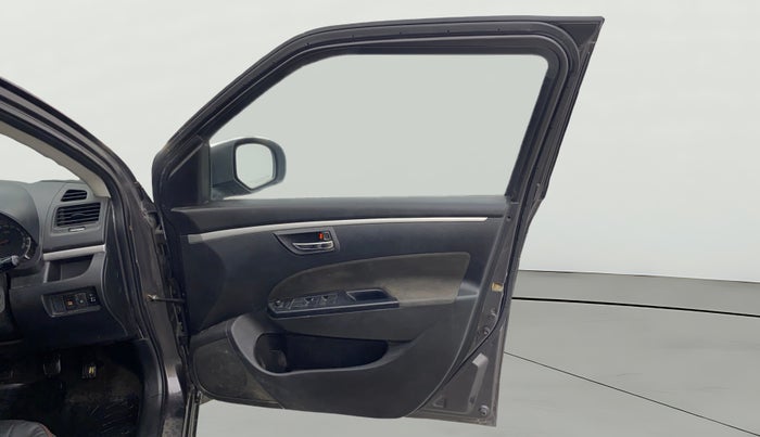 2016 Maruti Swift VXI, Petrol, Manual, 57,190 km, RHS Front Door