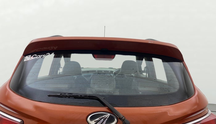 2017 Mahindra Kuv100 K6 PLUS 6 STR, Petrol, Manual, 63,581 km, Rear Windshield