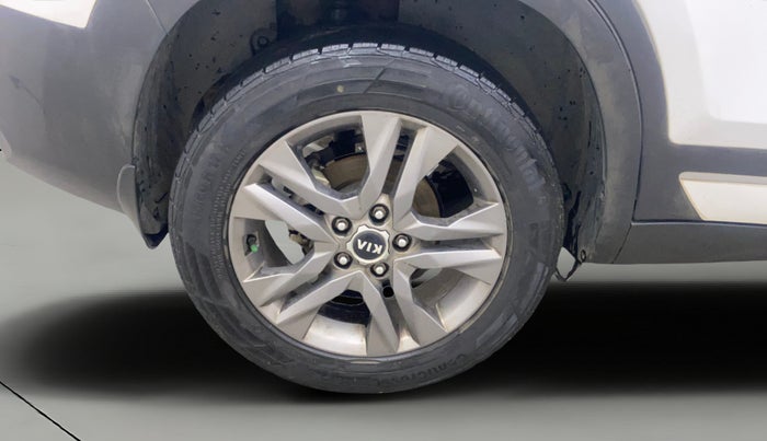 2019 KIA SELTOS HTX 1.5 DIESEL, Diesel, Manual, 1,06,763 km, Right Rear Wheel