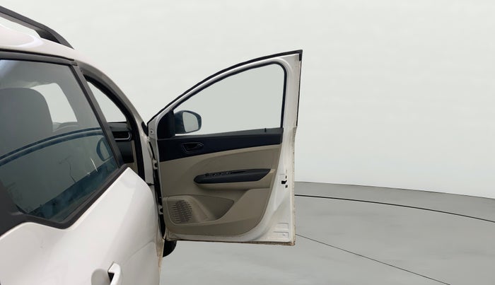 2024 Renault TRIBER RXT, Petrol, Manual, 8,408 km, RHS Front Door