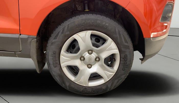 2017 Ford Ecosport TREND 1.5L DIESEL, Diesel, Manual, 1,23,476 km, Right Front Wheel