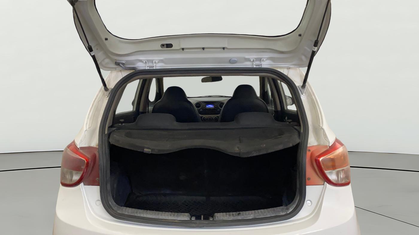 2015 Hyundai Grand i10 SPORTZ 1.1 CRDI, Diesel, Manual, 1,29,188 km, Boot Open Zoomed View