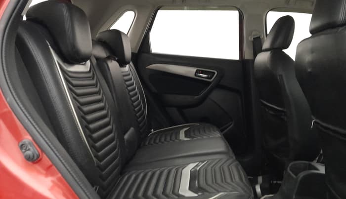 2018 Maruti Vitara Brezza ZDI, Diesel, Manual, 93,901 km, Right Side Rear Door Cabin