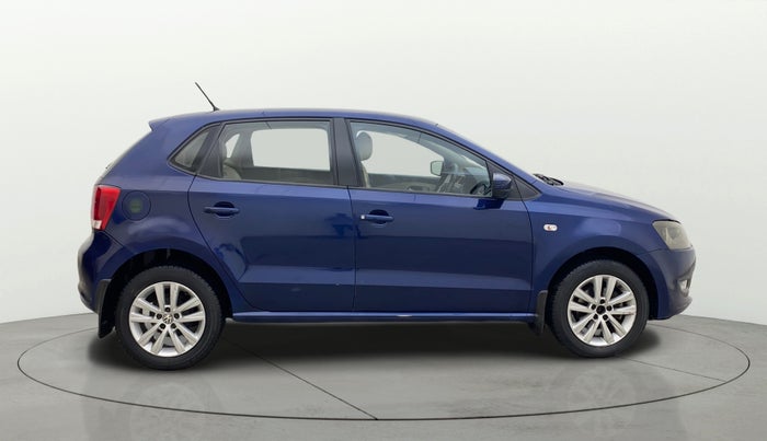 2014 Volkswagen Polo HIGHLINE1.2L, Petrol, Manual, 1,18,375 km, Right Side View