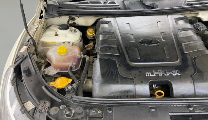 2019 Mahindra XUV500 W7, Diesel, Manual, 83,915 km, Engine View - Right